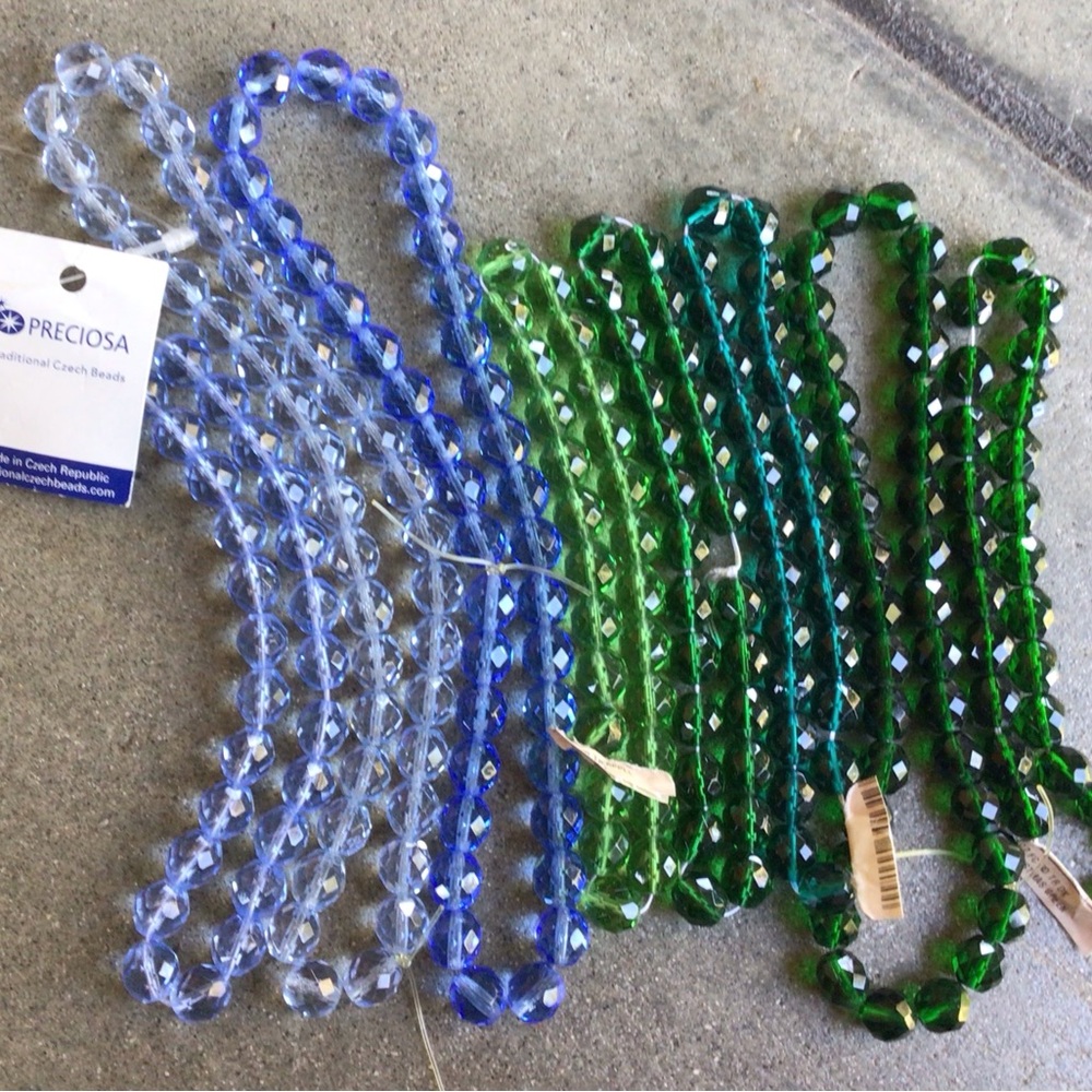 8 Strands of Glass Beads for Jewelry Making